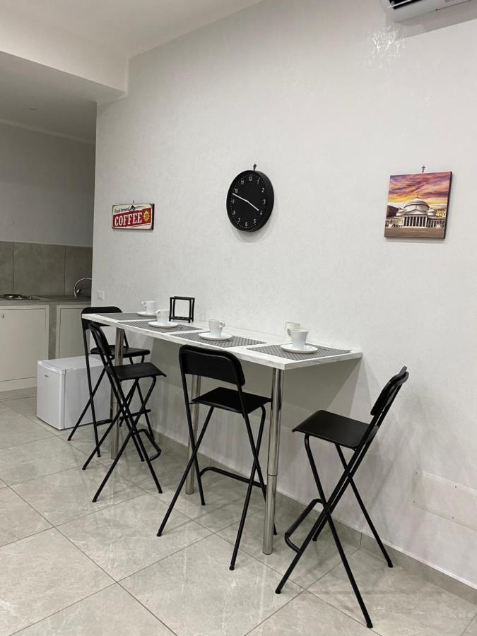 Suite Limatola Naples Extérieur photo