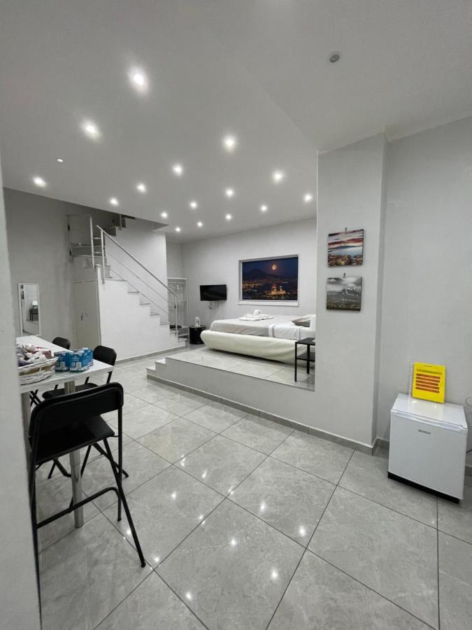 Suite Limatola Naples Extérieur photo
