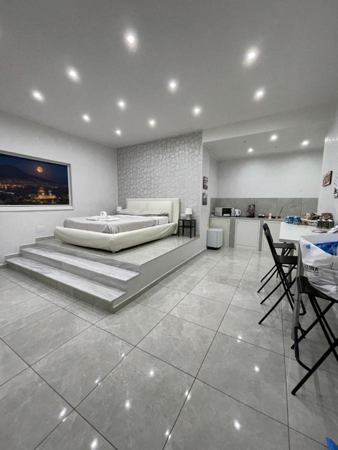 Suite Limatola Naples Extérieur photo